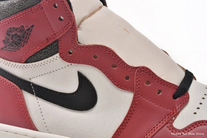 Kicked Out Shoe Store and Found 1 Retro Jordan DZ5485-612 Lost High OG Chicago 0811